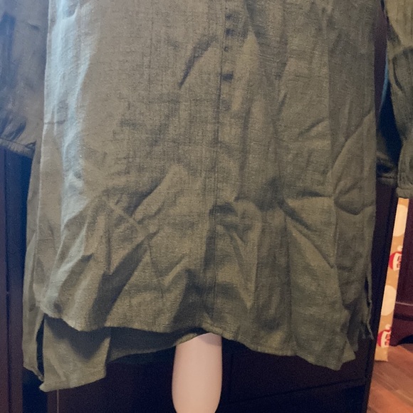 St Johns Bay long sleeve blouse size S - Picture 2 of 6